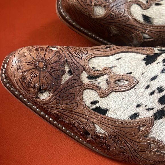 Women’s western booties - Picture 6 of 11